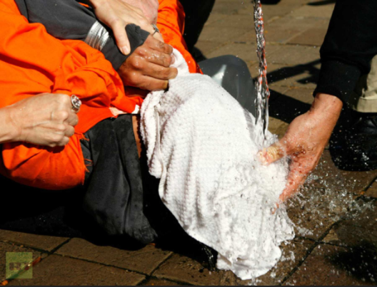 http://www.muslimnews.co.uk/assets/US-water-boarding-torture.png