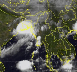 Bangladesh: Cyclone Mahasen hits Patuakhali, Bhola, one death