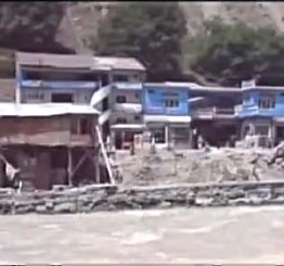 Pakistan: Flood in Swat washes away 10 houses